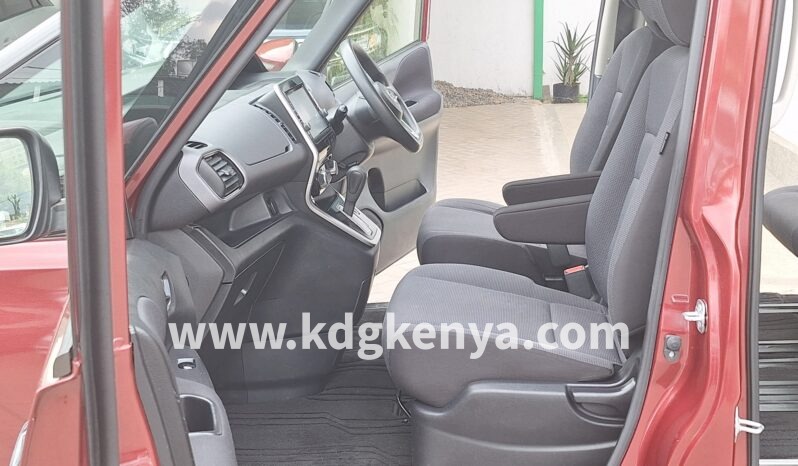 
								NISSAN – SERENA (X V SELECTION) full									