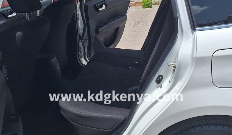 
								TOYOTA – COROLLA FIELDER (Hybrid-G) full									