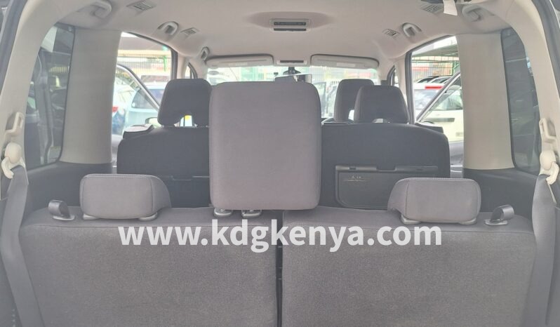 
								NISSAN – SERENA (X V SELECTION / 8 SEATER) full									