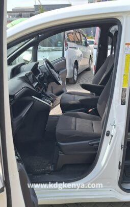
										TOYOTA – ESQUIRE ( 7 SEATER) full									