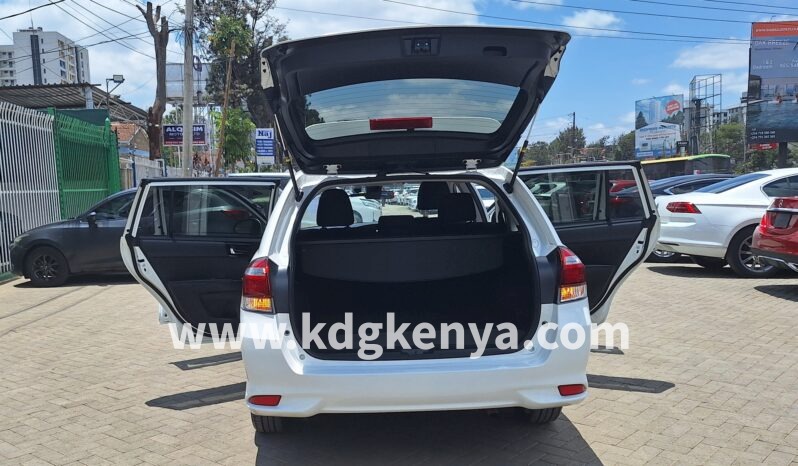 
								TOYOTA – COROLLA FIELDER (Hybrid-G) full									