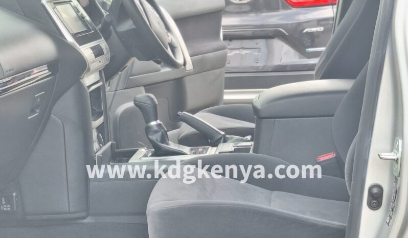 
								TOYOTA – LAND CRUISER PRADO (TX / 7SEATER / 4WD) full									