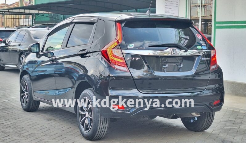 
								HONDA – FIT (HYBRID) full									