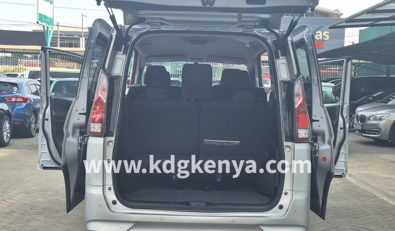 
								NISSAN – SERENA (X V SELECTION / 8 SEATER) full									