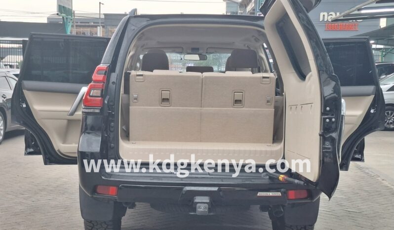 
TOYOTA – LAND CRUISER PRADO (TX / 4WD / 7SEATER) full									