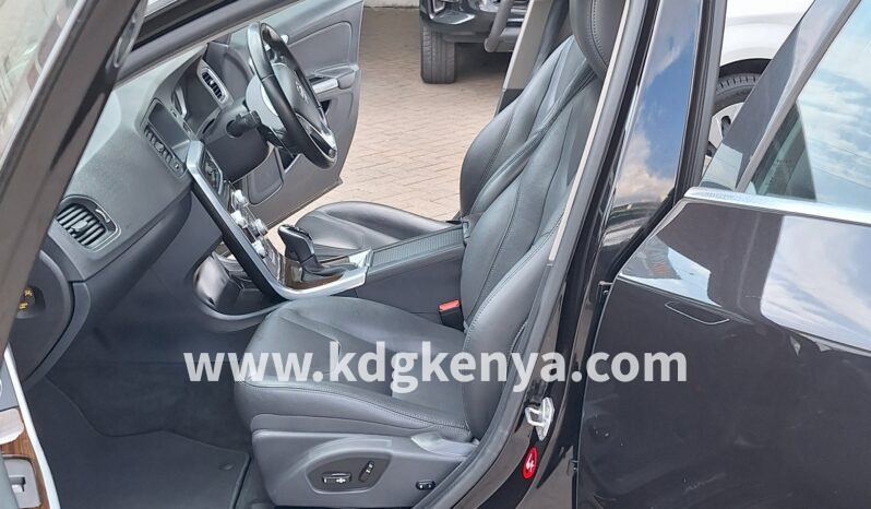 
								VOLVO – V60 (D4-CLASSIC / 2WD / EX-JAPAN) full									