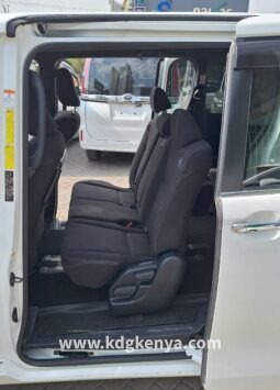 
										TOYOTA – ESQUIRE ( 7 SEATER) full									