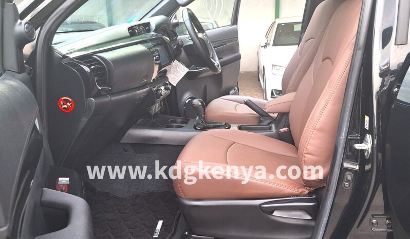 
								TOYOTA – HILUX (Z BLACK RALLY EDITION / 4WD) full									