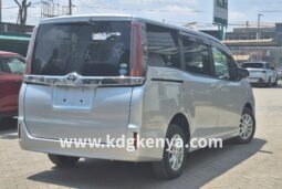 
										TOYOTA – NOAH (X / 7-SEATER) full									