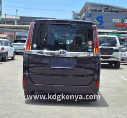 
										TOYOTA – NOAH (X / 7-SEATER) full									