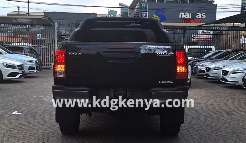 
								TOYOTA – HILUX (Z BLACK RALLY EDITION / 4WD) full									