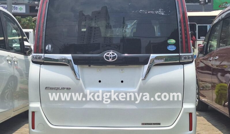 
								TOYOTA – ESQUIRE ( 7 SEATER) full									