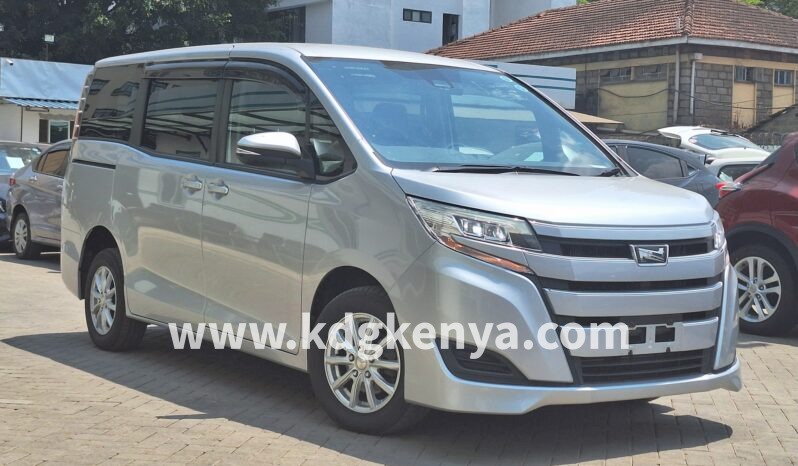 
								TOYOTA – NOAH (X / 7-SEATER) full									