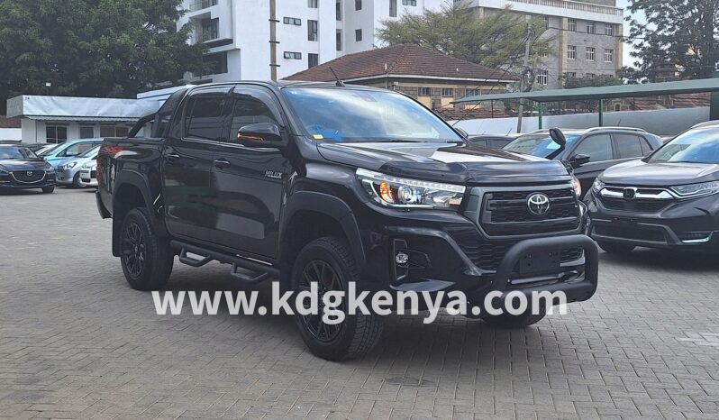 
								TOYOTA – HILUX (Z BLACK RALLY EDITION / 4WD) full									