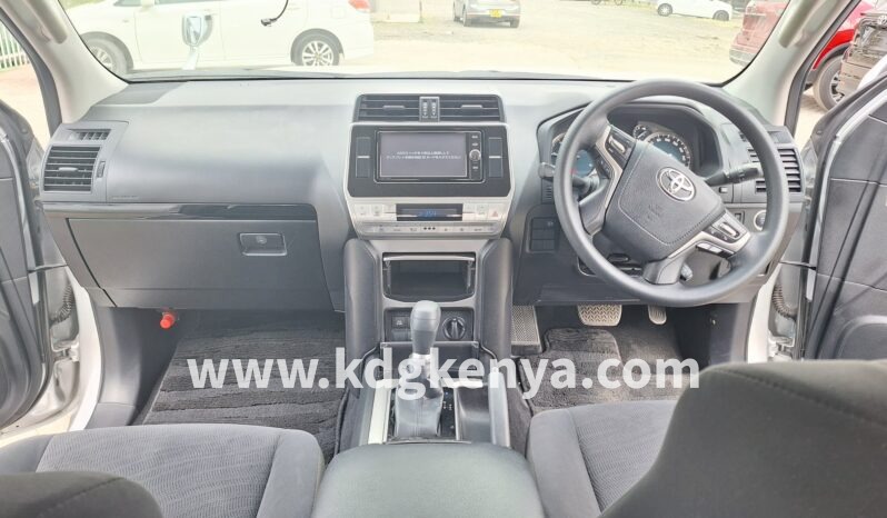 
								TOYOTA – LAND CRUISER PRADO (TX / 7SEATER / 4WD) full									