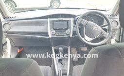 TOYOTA – FIELDER (Hybrid EX)