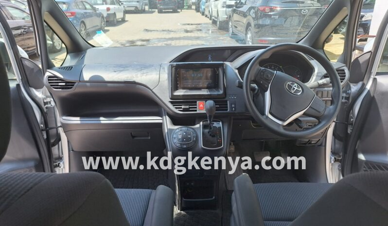 
								TOYOTA – NOAH (X / 7-SEATER) full									