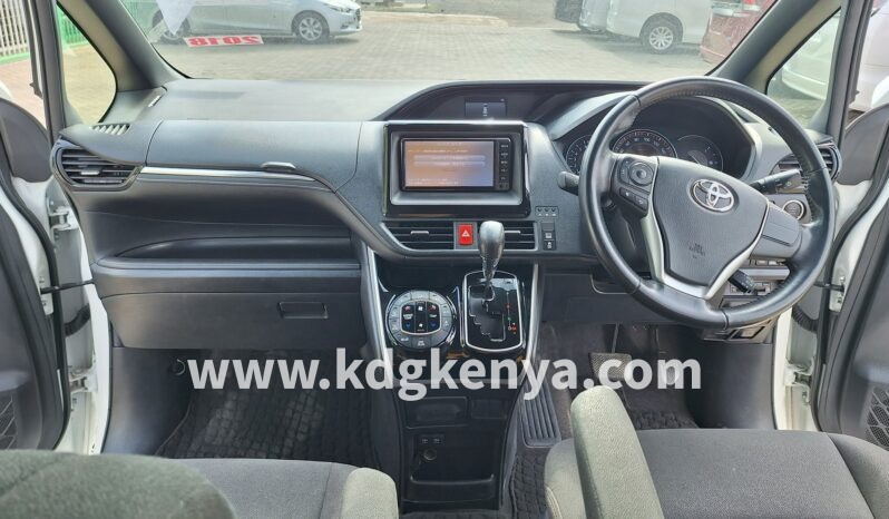 
								TOYOTA – ESQUIRE ( 7 SEATER) full									