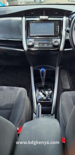 
										TOYOTA – COROLLA FIELDER (HYBRID-G) full									