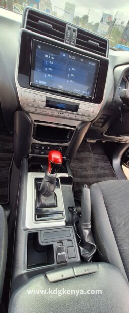 
										TOYOTA – LAND CRUISER PRADO (TX / 7 SEATER / 4WD) full									