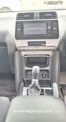 
										TOYOTA – LAND CRUISER PRADO (TX / 7SEATER / 4WD) full									