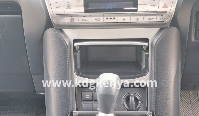 
								TOYOTA – LAND CRUISER PRADO (TX / 7SEATER / 4WD) full									