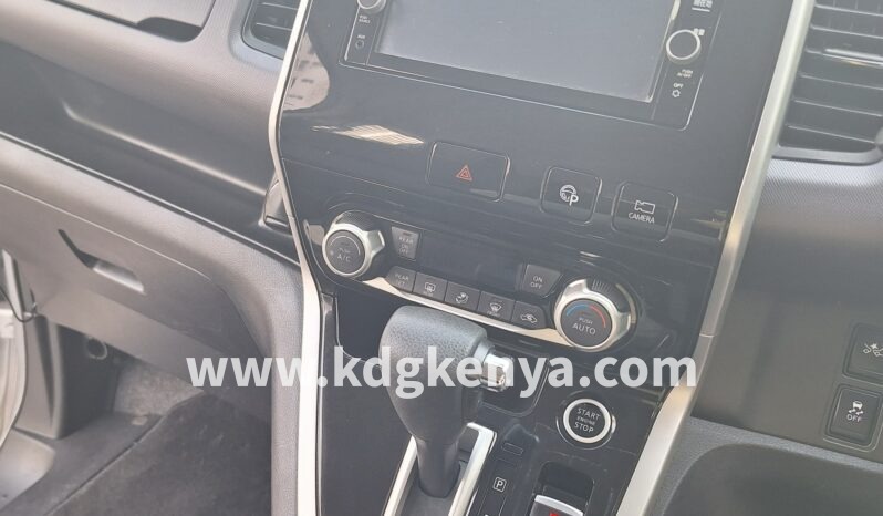 
								NISSAN – SERENA (X V SELECTION / 8 SEATER) full									