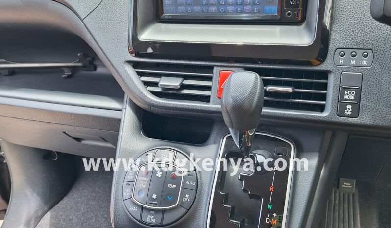 
								TOYOTA – NOAH (X / 7-SEATER) full									