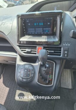 
										TOYOTA – NOAH (X / 7-SEATER) full									