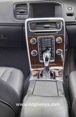 
										VOLVO – V60 (D4-CLASSIC / 2WD / EX-JAPAN) full									