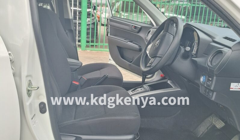 
								TOYOTA – FIELDER (Hybrid EX) full									