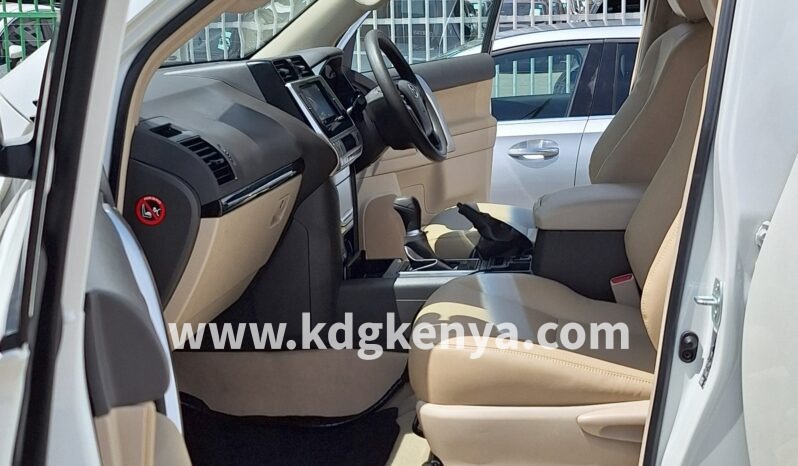 TOYOTA – LAND CRUISER PRADO (TX / 7 SEATER / 4WD) full