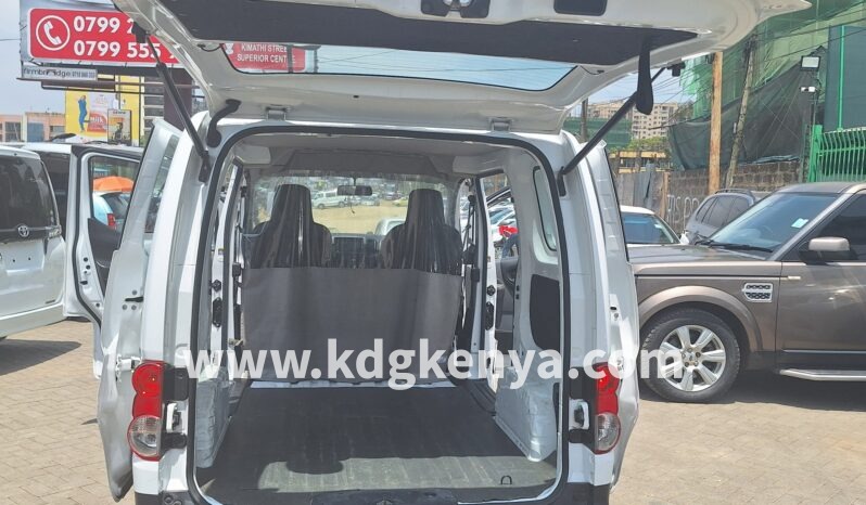 
								NISSAN – NV200 (DX) full									