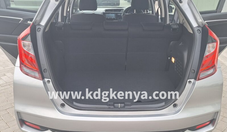 
								HONDA – FIT (HYBRID F / 4WD) full									