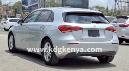 
MERCEDES  – BENZ  A – CLASS A180 (PROGRESSIVE LINE ) full									