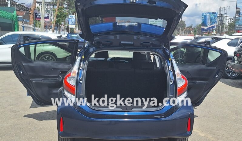 
								TOYOTA – AQUA (S Style Black) full									