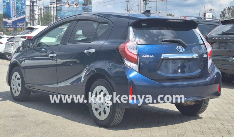 
								TOYOTA – AQUA (S Style Black) full									