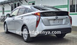 TOYOTA – PRIUS (S SAFETY PLUS / 1.8L HYBRID) full