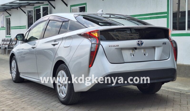 TOYOTA – PRIUS (S SAFETY PLUS / 1.8L HYBRID) full