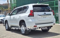 
										TOYOTA  – LAND CRUISER PRADO (TX / 5 SEATER / 4WD) full									