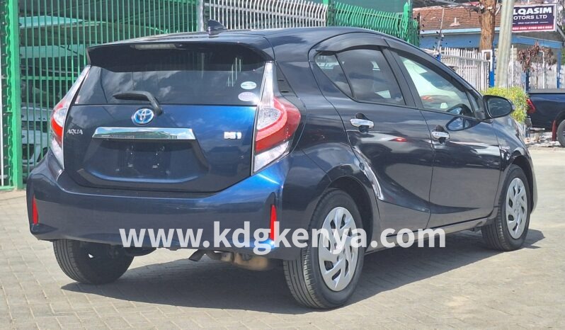 
								TOYOTA – AQUA (S Style Black) full									