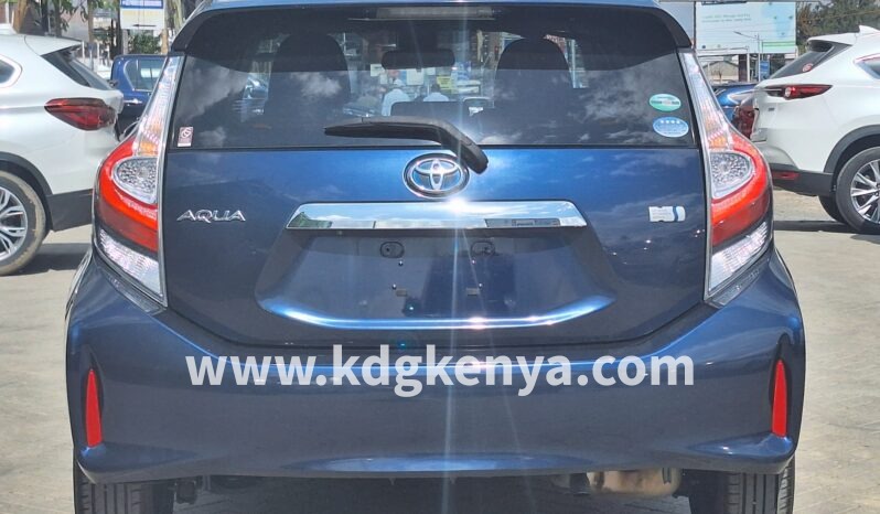
								TOYOTA – AQUA (S Style Black) full									