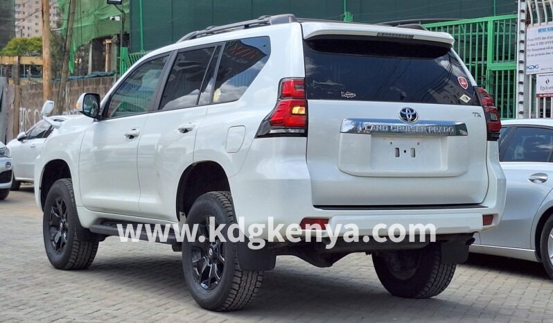 TOYOTA – LAND CRUISER PRADO (TX / 7 SEATER / 4WD) full