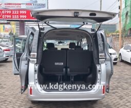 
TOYOTA – VOXY (X / 4WD / 8 SEATER) full									