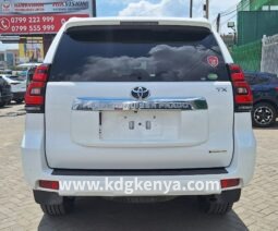 
										TOYOTA  – LAND CRUISER PRADO (TX / 5 SEATER / 4WD) full									