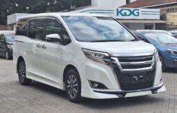 TOYOTA – ESQUIRE (XI / 6 SEATER)