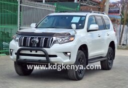 TOYOTA – LAND CRUISER PRADO (TX / 7 SEATER / 4WD)