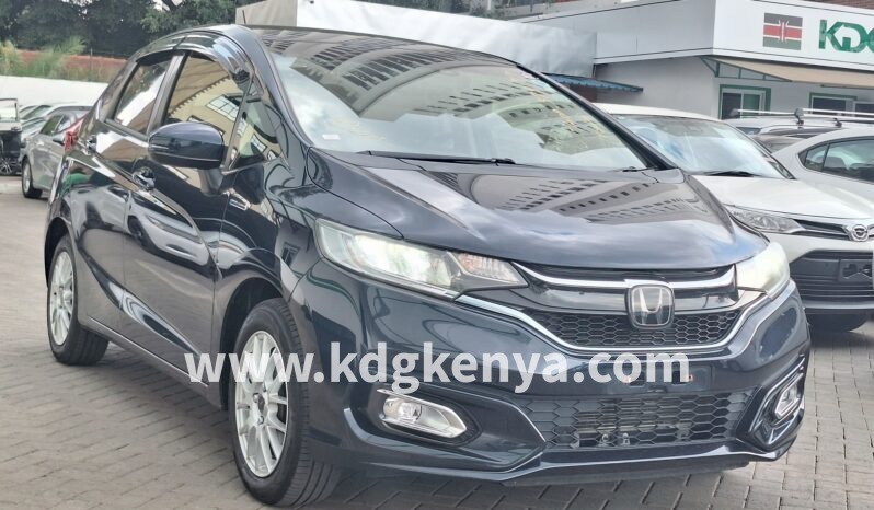 HONDA – FIT (1.3L HYBRID / 4WD) full
