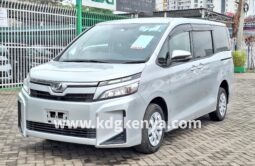
TOYOTA – VOXY (X / 4WD / 8 SEATER) full									