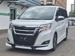 TOYOTA – ESQUIRE (XI / 6 SEATER)